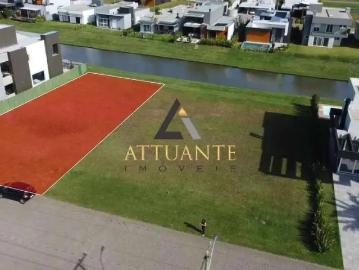 Terreno / Lote para Venda em Torres/RS Centro