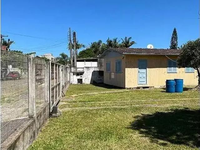 Terreno / Lote para Venda em Torres/RS Centro