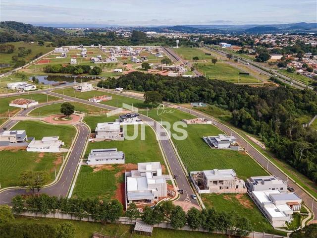Terreno / Lote para Venda em Trindade/GO Parqville Quaresmeira