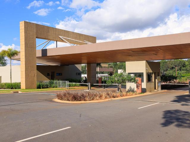 Terreno / Lote para Venda em Trindade/GO Parqville Quaresmeira