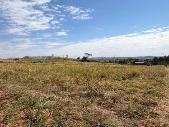 Terreno / Lote para Venda em Trindade/GO Residencial Terra Santa