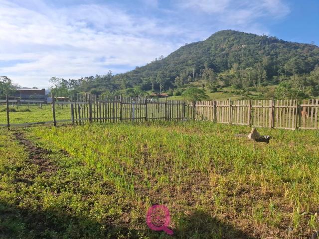 Terreno / Lote para Venda em Tubarão/SC Bom Pastor