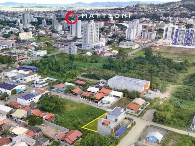 Terreno / Lote para Venda em Tubarão/SC Dehon