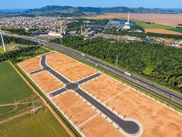 Terreno / Lote para Venda em Tubarão/SC Revoredo