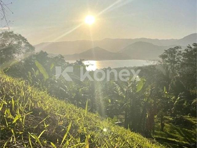 Terreno / Lote para Venda em Ubatuba/SP Almada