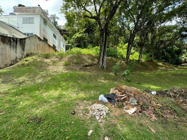 Terreno / Lote para Venda em Ubatuba/SP Enseada