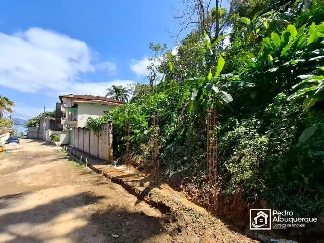Terreno / Lote para Venda em Ubatuba/SP Enseada
