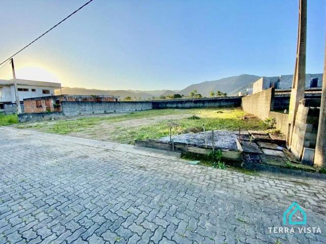 Terreno / Lote para Venda em Ubatuba/SP Jardim Carolina