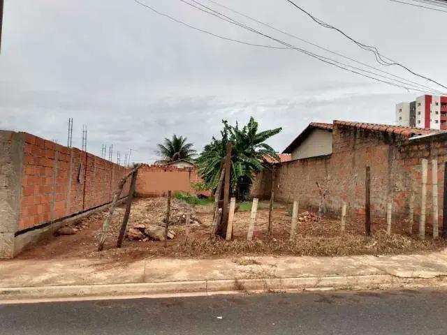 Terreno / Lote para Venda em Uberlândia/MG Segismundo Pereira