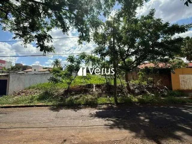 Terreno / Lote para Venda em Uberlândia/MG Cidade Jardim