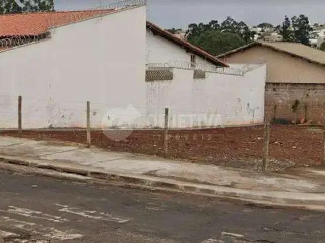 Terreno / Lote para Venda em Uberlândia/MG Cidade Jardim