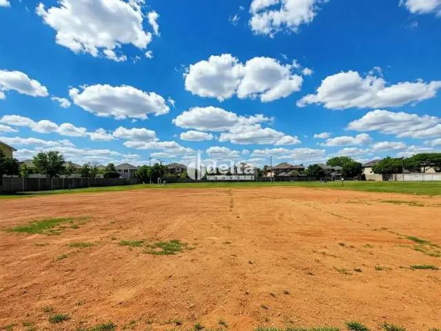 Terreno / Lote para Venda em Uberlândia/MG Cidade Jardim