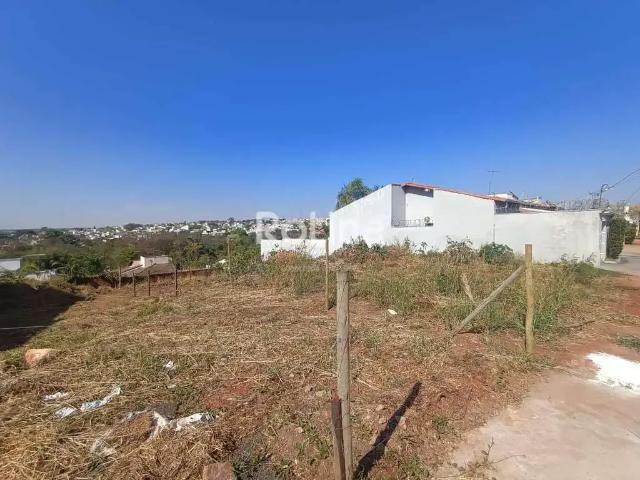 Terreno / Lote para Venda em Uberlândia/MG Cidade Jardim