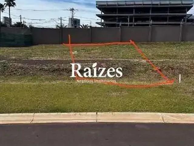 Terreno / Lote para Venda em Uberlândia/MG Gávea