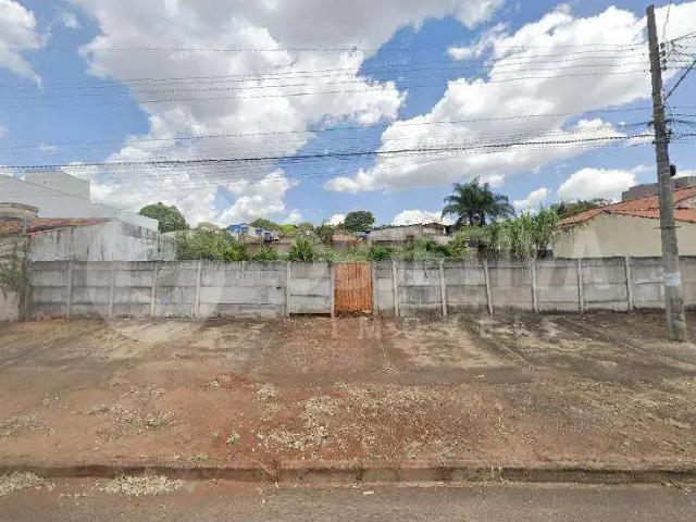 Terreno / Lote para Venda em Uberlândia/MG Jaraguá