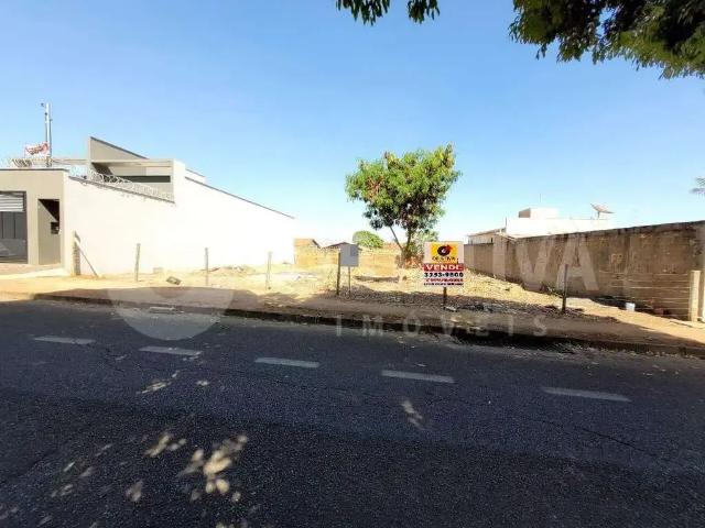 Terreno / Lote para Venda em Uberlândia/MG Jardim Auroras