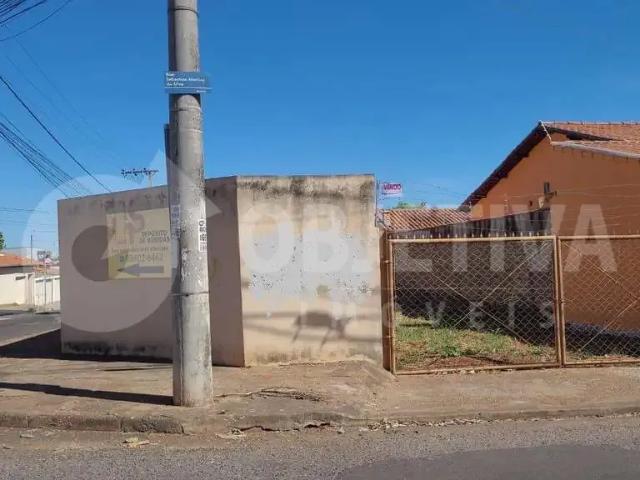 Terreno / Lote para Venda em Uberlândia/MG Jardim Brasília