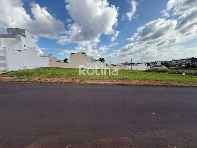 Terreno / Lote para Venda em Uberlândia/MG Jardim Colina
