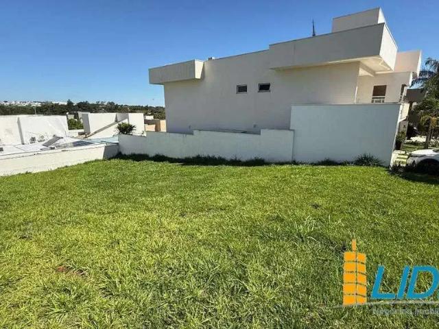 Terreno / Lote para Venda em Uberlândia/MG Nova Uberlândia