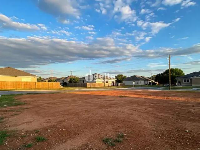 Terreno / Lote para Venda em Uberlândia/MG Santa Mônica