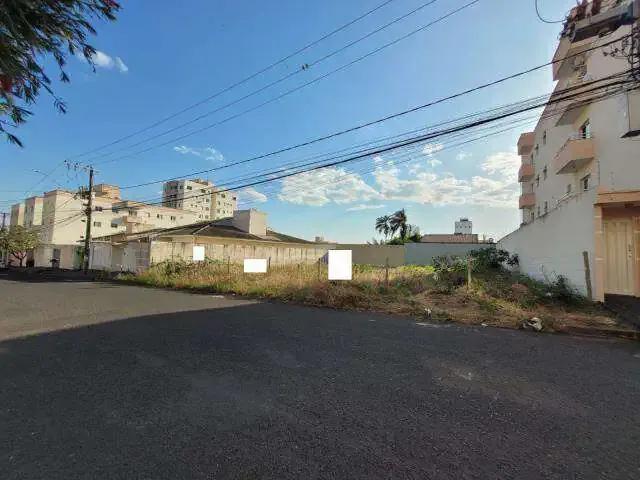 Terreno / Lote para Venda em Uberlândia/MG Santa Mônica