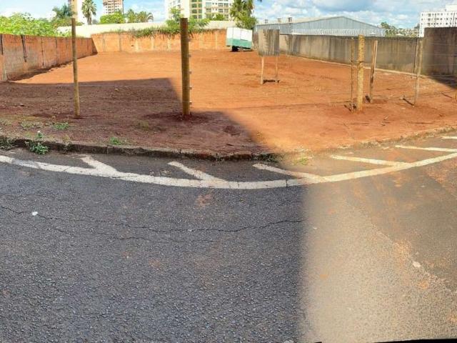 Terreno / Lote para Venda em Uberlândia/MG Patrimônio