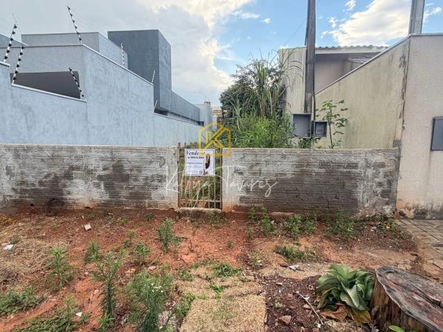 Terreno / Lote para Venda em Umuarama/PR Zona V
