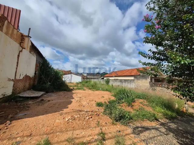 Terreno / Lote para Venda em Valinhos/SP Jardim Primavera
