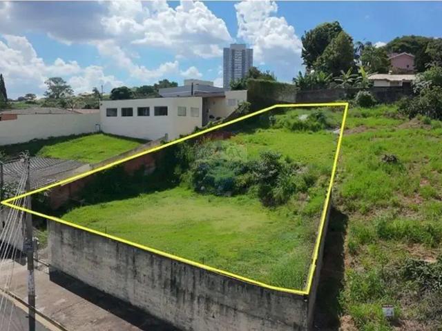 Terreno / Lote para Venda em Valinhos/SP Lenheiro