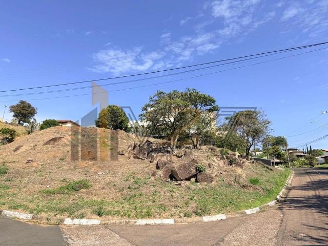 Terreno / Lote para Venda em Valinhos/SP Pinheiro