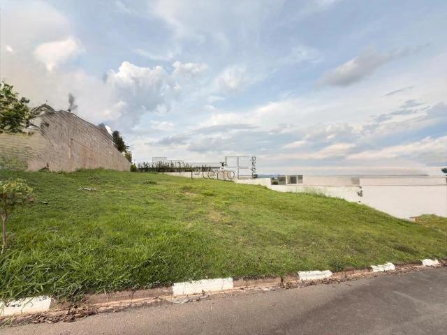 Terreno / Lote para Venda em Valinhos/SP Residencial Vila Lombarda