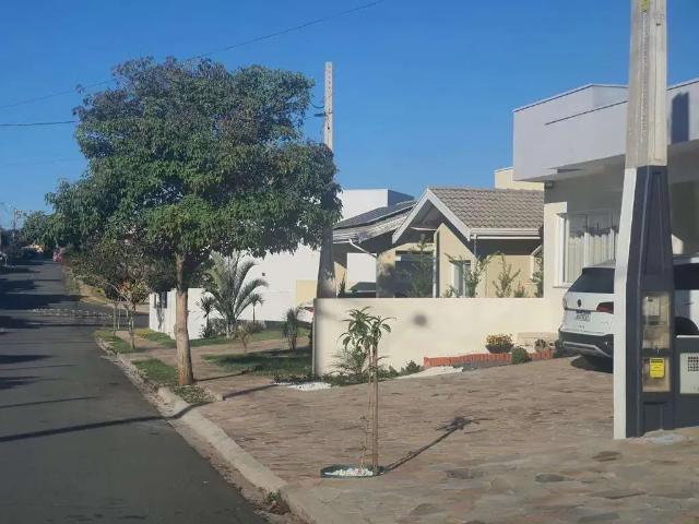 Terreno / Lote para Venda em Valinhos/SP Roncáglia