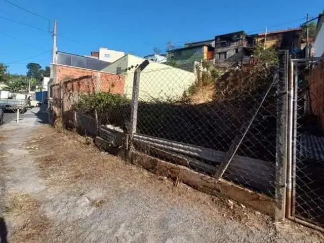 Terreno / Lote para Venda em Valinhos/SP Santa Cruz
