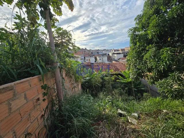 Terreno / Lote para Venda em Vespasiano/MG Gávea