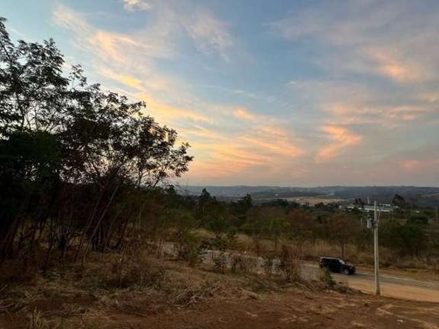 Terreno / Lote para Venda em Vespasiano/MG Gran Park Douro