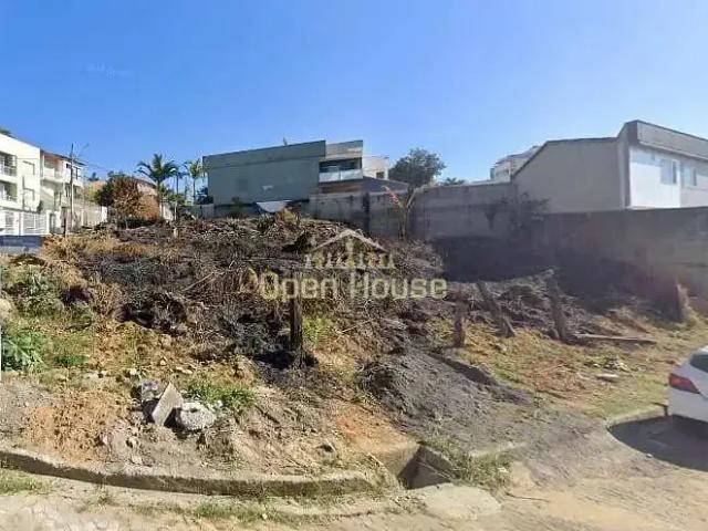 Terreno / Lote para Venda em Volta Redonda/RJ Jardim Amália
