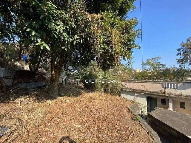 Terreno / Lote para Venda em Volta Redonda/RJ São Lucas
