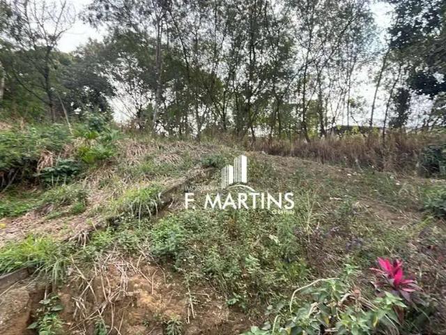 Terreno / Lote para Venda em Volta Redonda/RJ Retiro