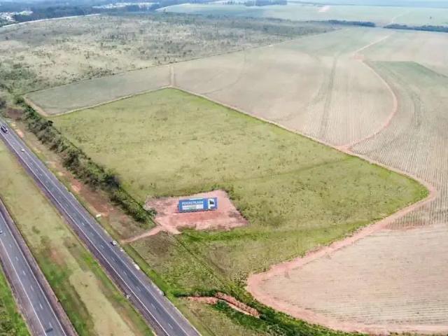 Terreno / Lote para Venda em Águas de Santa Bárbara/SP Centro