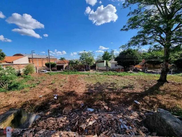 Terreno / Lote para Venda em Álvares Machado/SP Jardim Bela Vista
