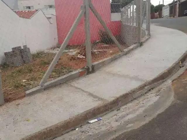 Terreno / Lote para Venda em Americana/SP Jardim Boer I