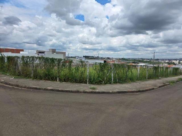 Terreno / Lote para Venda em Americana/SP Jardim Boer II