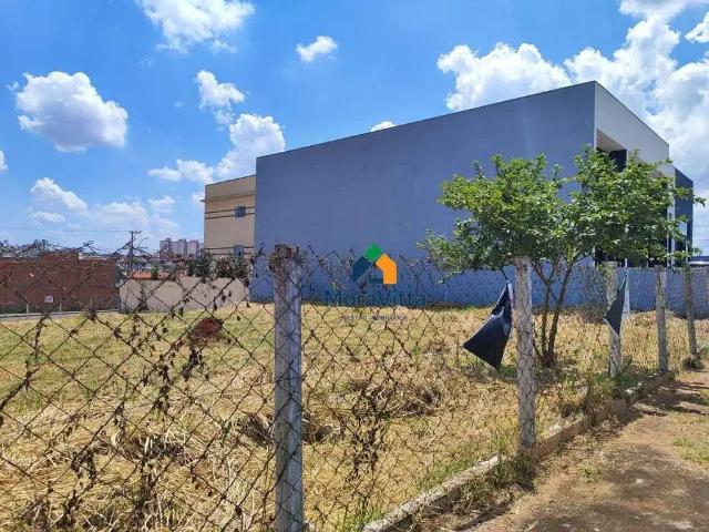 Terreno / Lote para Venda em Americana/SP Loteamento Residencial Jardim dos Pinheiros