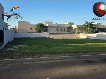 Terreno / Lote para Venda em Anápolis/GO Condomínio Vale dos Pássaros