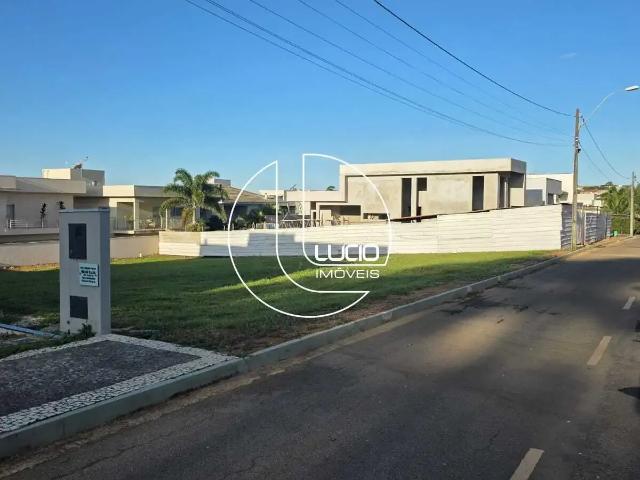 Terreno / Lote para Venda em Anápolis/GO Condomínio Vale dos Pássaros