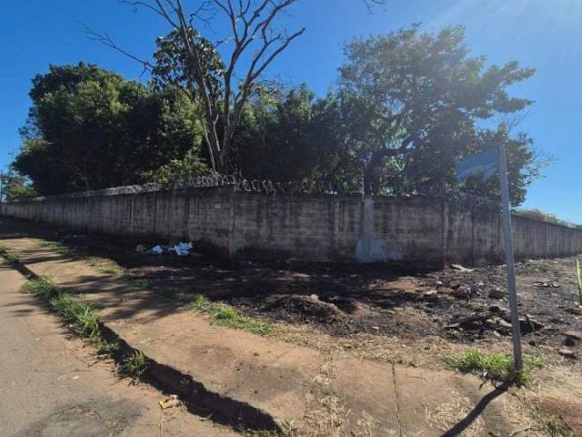 Terreno / Lote para Venda em Aparecida de Goiânia/GO Itapoã