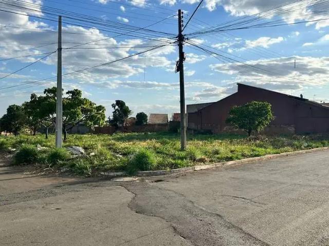 Terreno / Lote para Venda em Aparecida de Goiânia/GO Jardim Helvécia