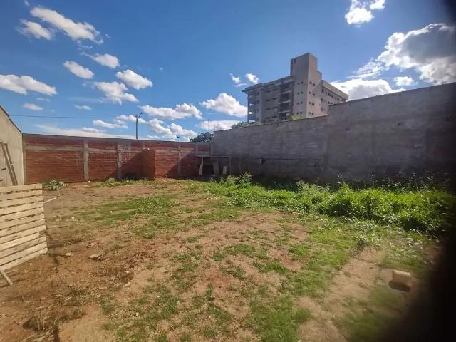 Terreno / Lote para Venda em Aparecida de Goiânia/GO Jardim Luz