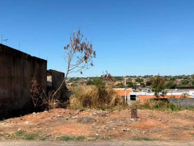 Terreno / Lote para Venda em Aparecida de Goiânia/GO Pontal Sul Acréscimo