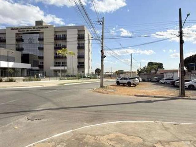 Terreno / Lote para Venda em Aparecida de Goiânia/GO Residencial Village Garavelo